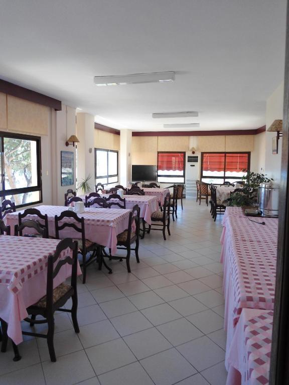 Teras Motel โฟชา ภายนอก รูปภาพ