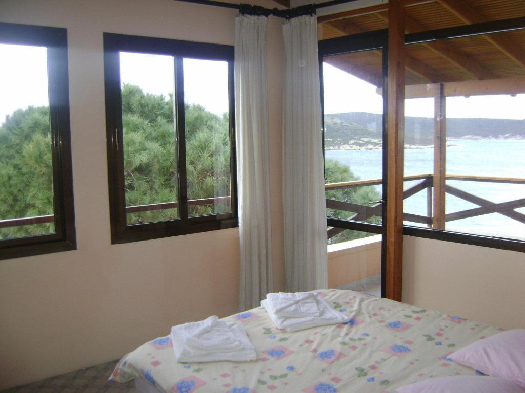 Teras Motel โฟชา ภายนอก รูปภาพ